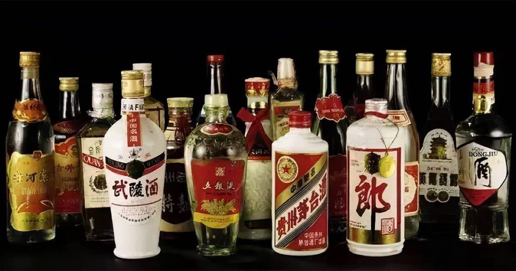 Nombreuses-bouteilles-d'alcool